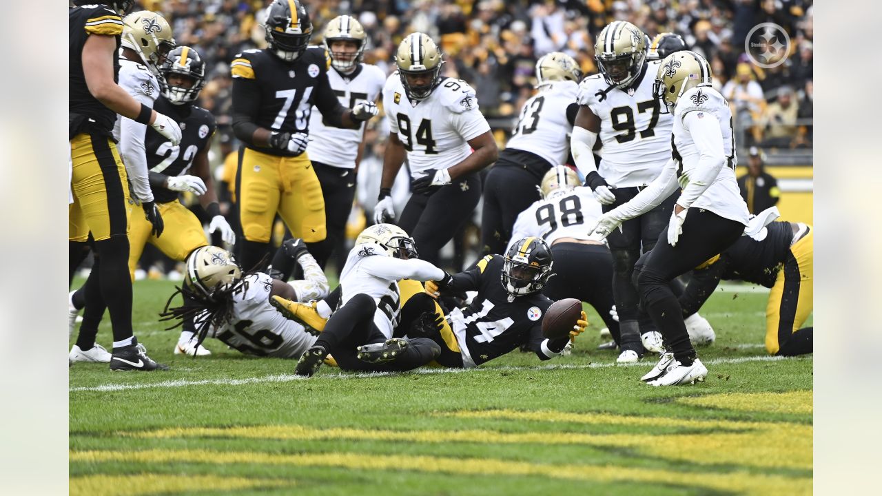 2,487 Pittsburgh Steelers V New Orleans Saints Photos & High Res