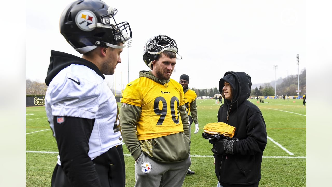 Steelers, U.S. Steel team up to teach Franklin Regional students