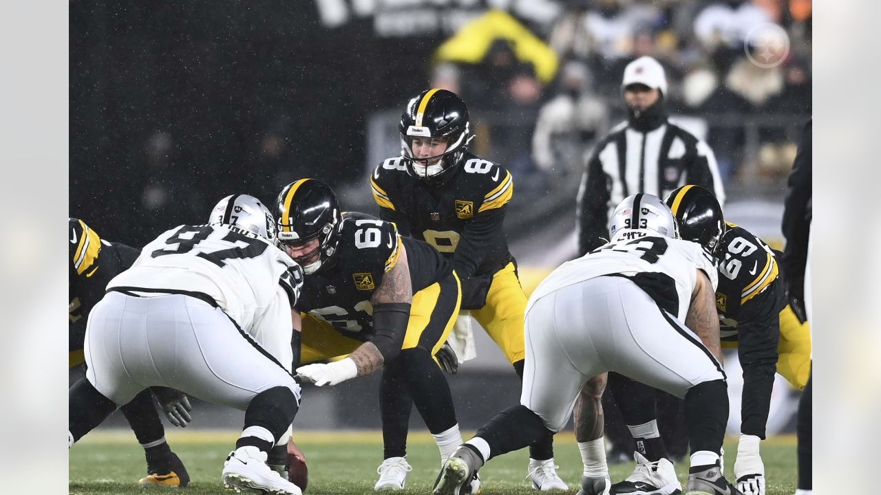 Steelers vs. Raiders Final Score: Steelers find a way, beat the Raiders 13-10  - Behind the Steel Curtain