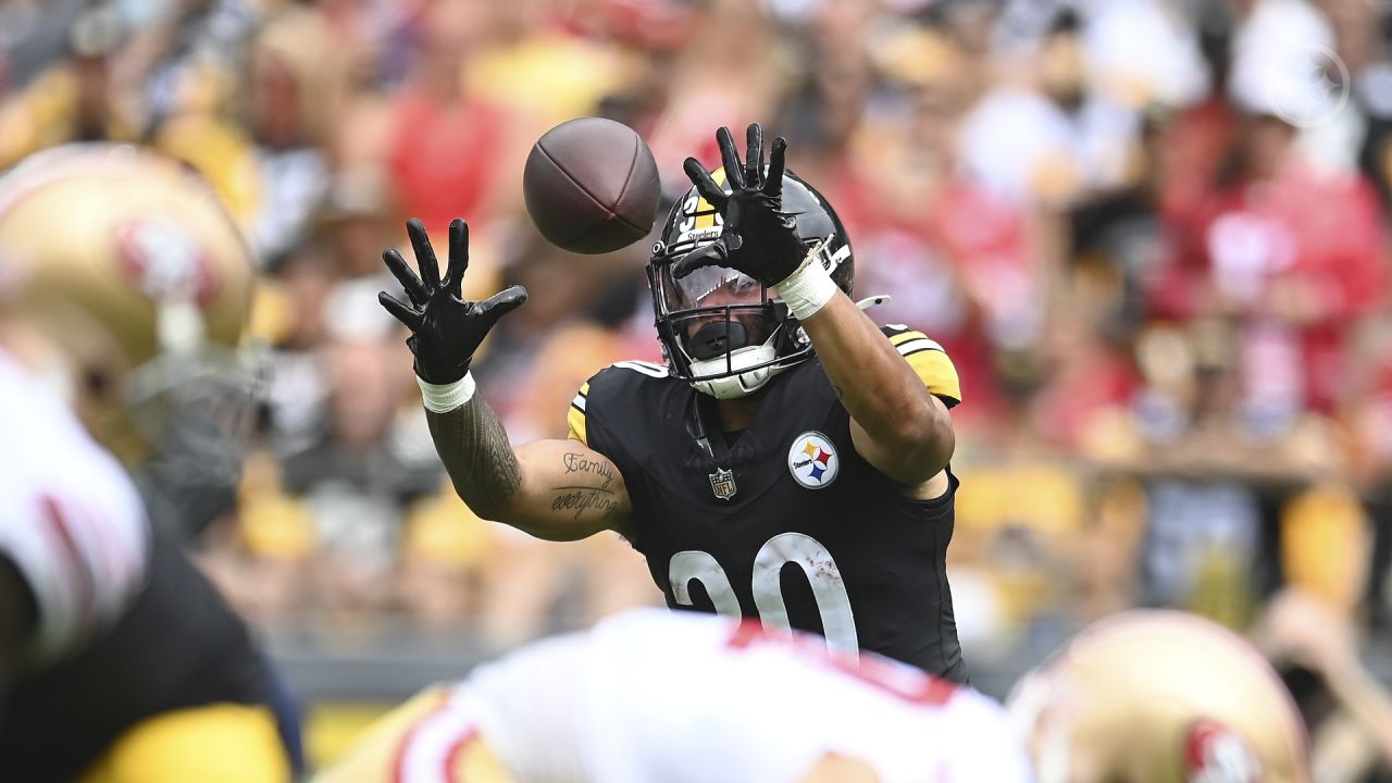 Press Pass: Fitzpatrick, Freiermuth, Harris, other Steelers on loss to  49ers