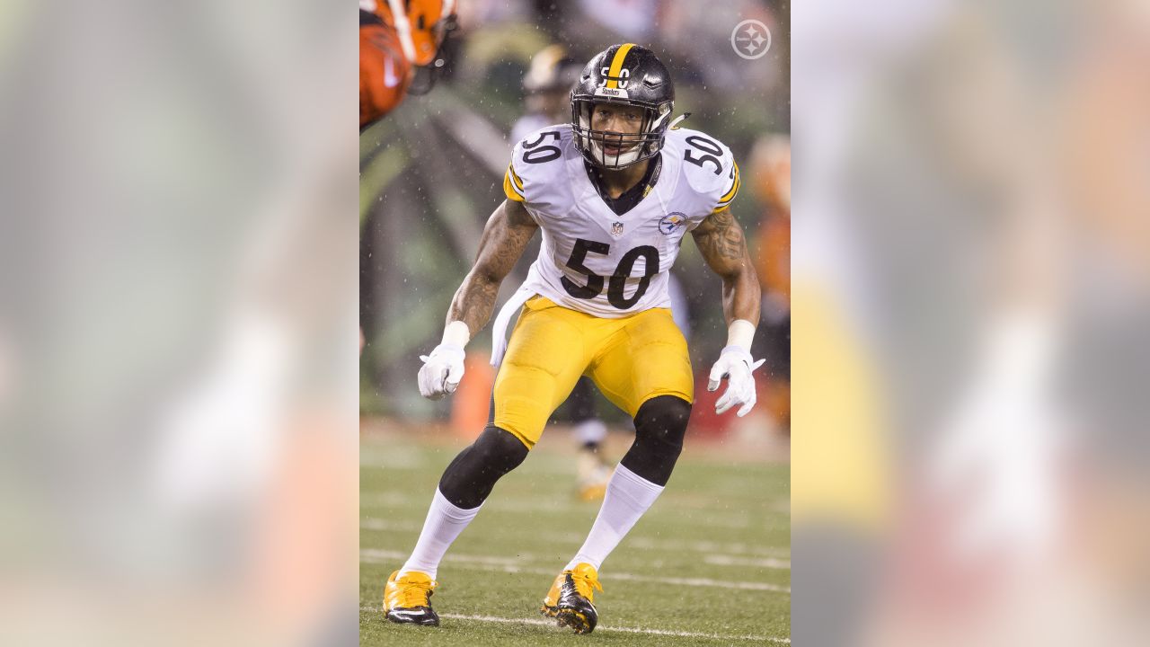 The Steelers Defense Rallies for Ryan Shazier: 'All About No. 50