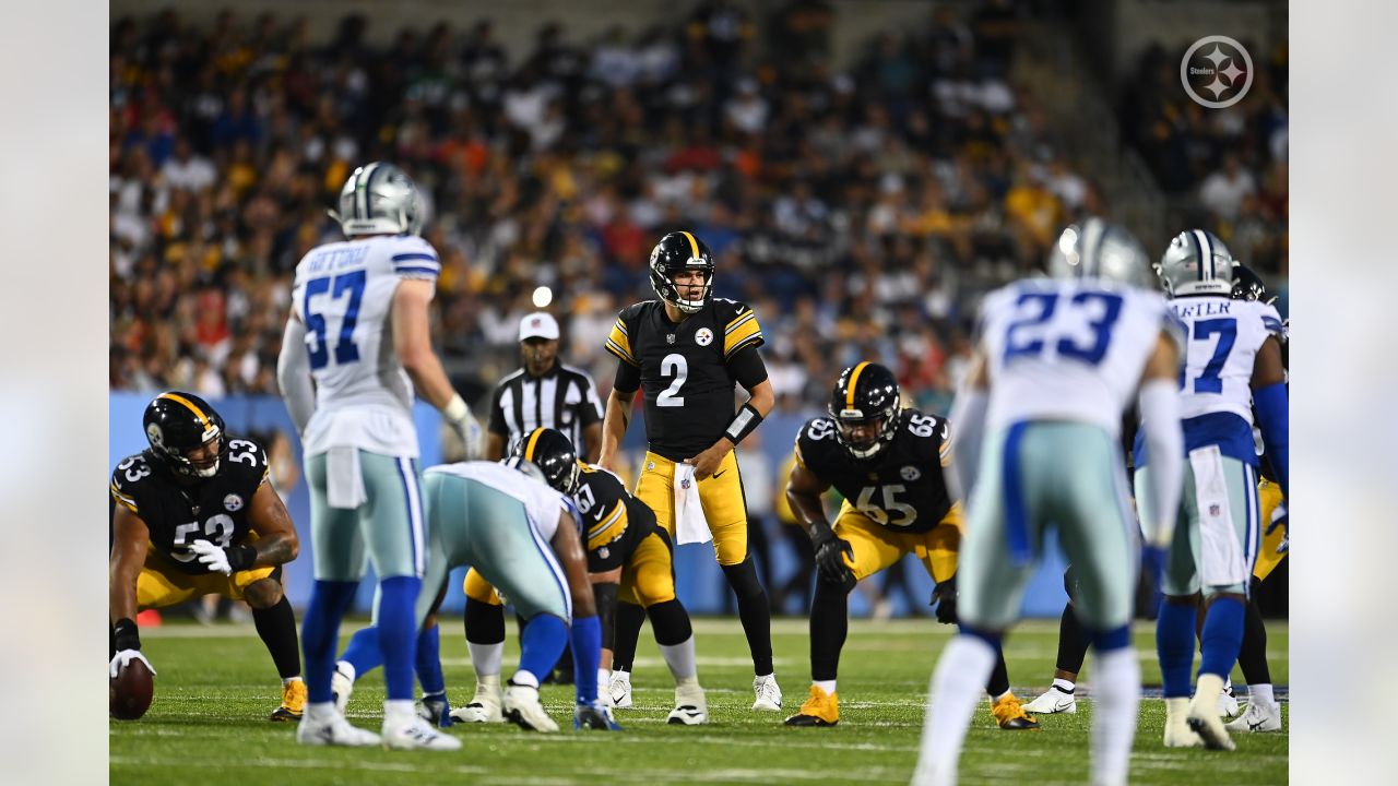 Canton, United States. 05th Aug, 2021. Pittsburgh Steelers Mason Rudolph  (2) throws a pass against the Dallas Cowboys in the Pro Football Hall Of  Fame Game in Canton, Ohio on Thursday, August