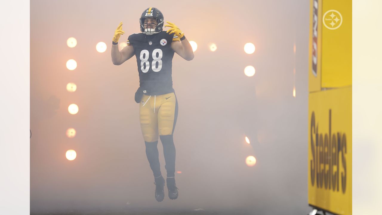 NFLTradeRumors.co on Twitter: Steelers Activate OLB T.J. Watt From  COVID-19 List   / Twitter