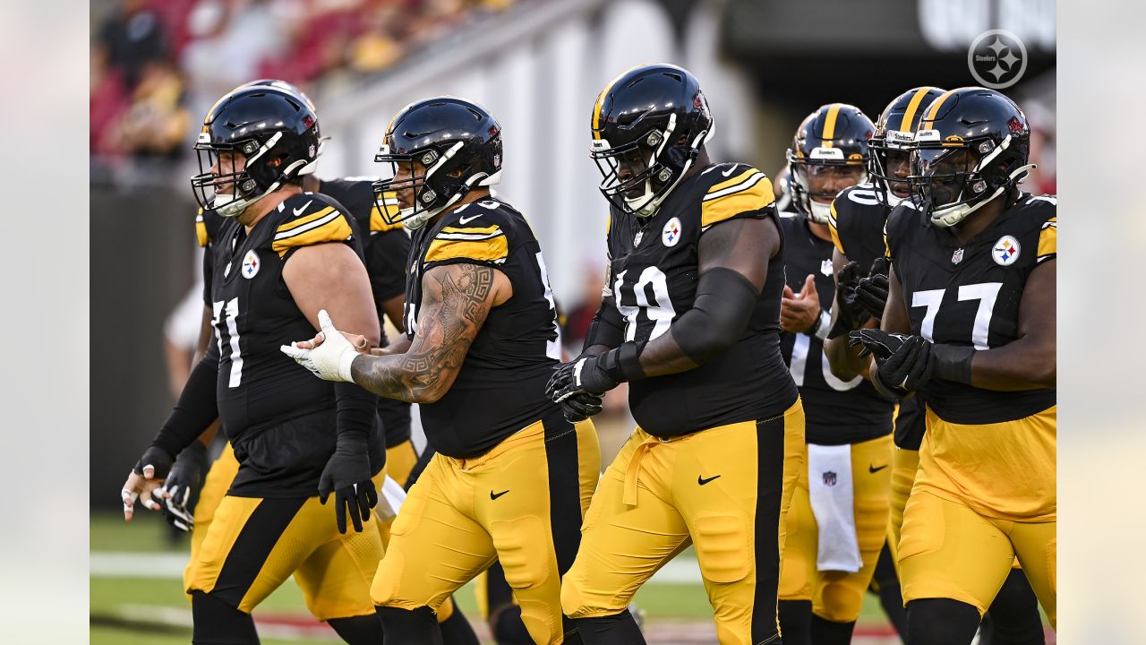 Pickett near perfect on opening drive as Steelers defeat Bucs 27-17 in  preseason opener