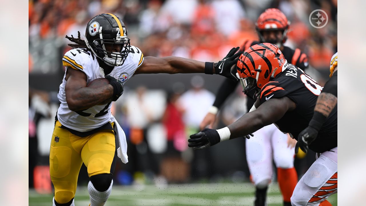 Bengals' offense can't find rhythm in 24-16 loss to Steelers