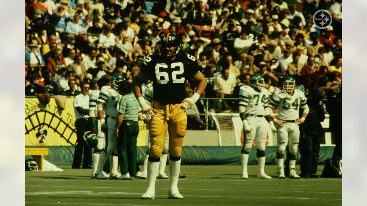 In the Locker Room with Steelers broadcaster and former Pro Bowl tackle  Tunch Ilkin 