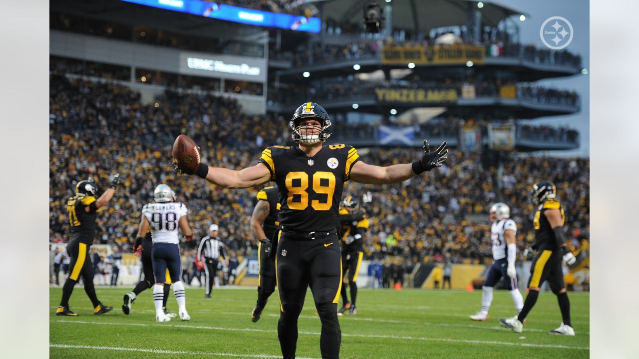 Steelers: Vance McDonald has awesome answer on what he'll miss most about  football