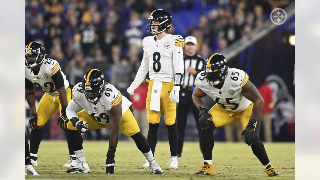 Steelers edge Ravens, 16-13