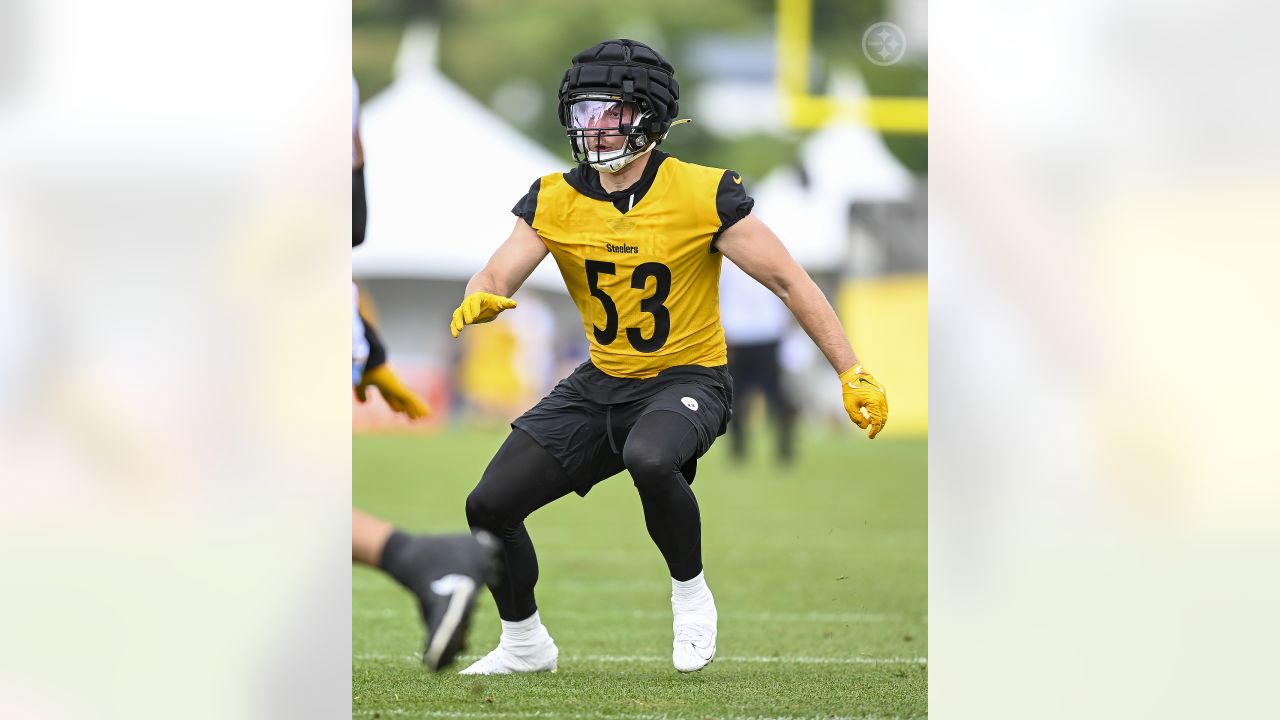 Pittsburgh Steelers center Mason Cole (61) participates in the NFL football  team's training camp workout in Latrobe, Pa., Tuesday, Aug. 1, 2023. (AP  Photo/Barry Reeger Stock Photo - Alamy