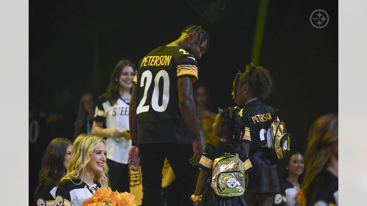 Steelers rock the runway