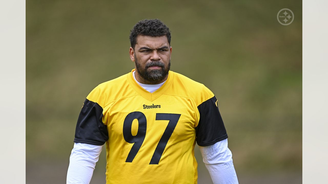 Steelers 7-Shots: Tracking results from everyone's favorite training camp  drill in 2023 - Behind the Steel Curtain