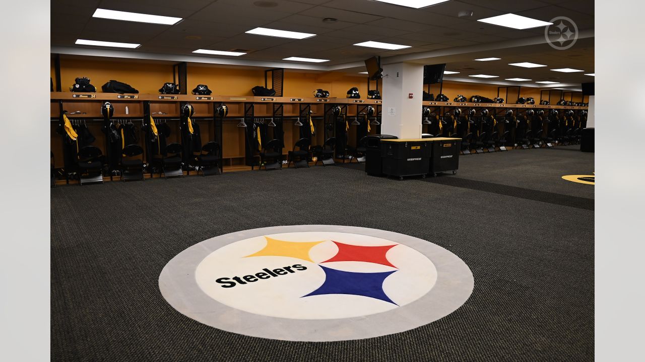 Pittsburgh Steelers on X: It's GAME DAY in Pittsburgh‼️ @UPMC