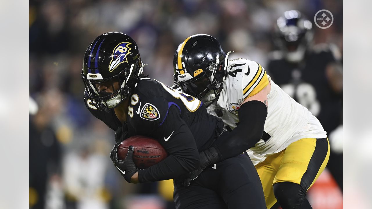 Steelers edge Ravens, 16-13