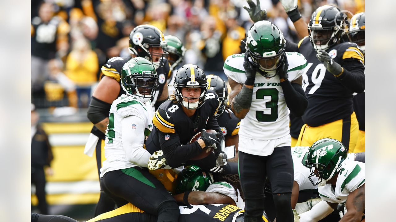 Turnovers doom Kenny Pickett's debut, Steelers lose 24-20 to Jets - Behind  the Steel Curtain