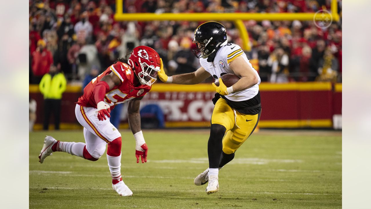 2021 NFL playoff schedule: Chiefs to host Steelers in wild-card round