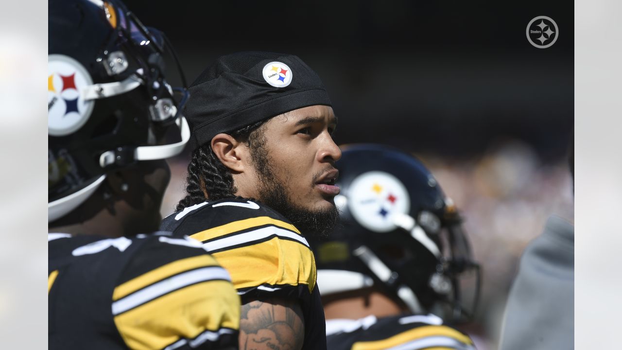 Pittsburgh Steelers linebacker Marcus Allen (27) reacts after a