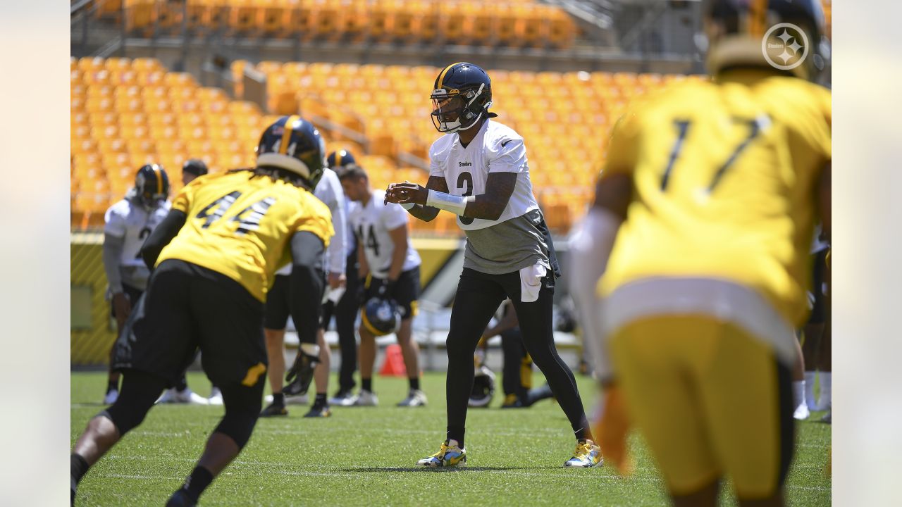 Steelers 2021 Training Camp: Dwayne Haskins goals bigger than