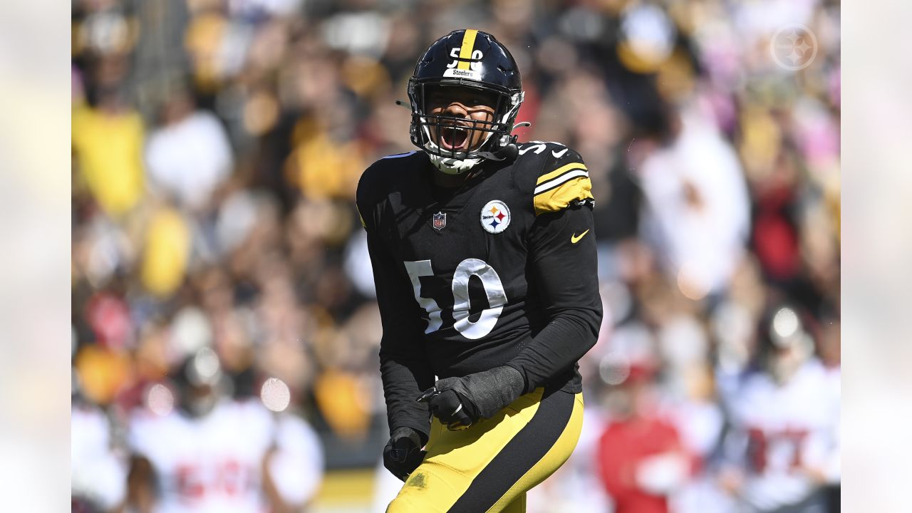 Tampa Bay Buccaneers linebacker Markees Watts (58) rushes the quarterback  during an NFL preseason football game against the Pittsburgh Steelers,  Friday, Aug. 11, 2023, in Tampa, Fla. (AP Photo/Peter Joneleit Stock Photo  - Alamy