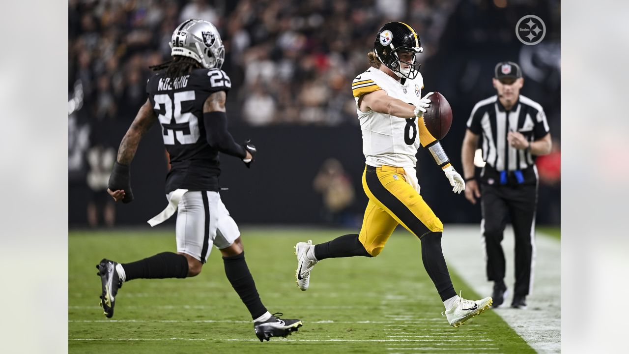 Pittsburgh Steelers 23-18 Las Vegas Raiders: Kenny Pickett passes for two  touchdowns to lead team to win, NFL News