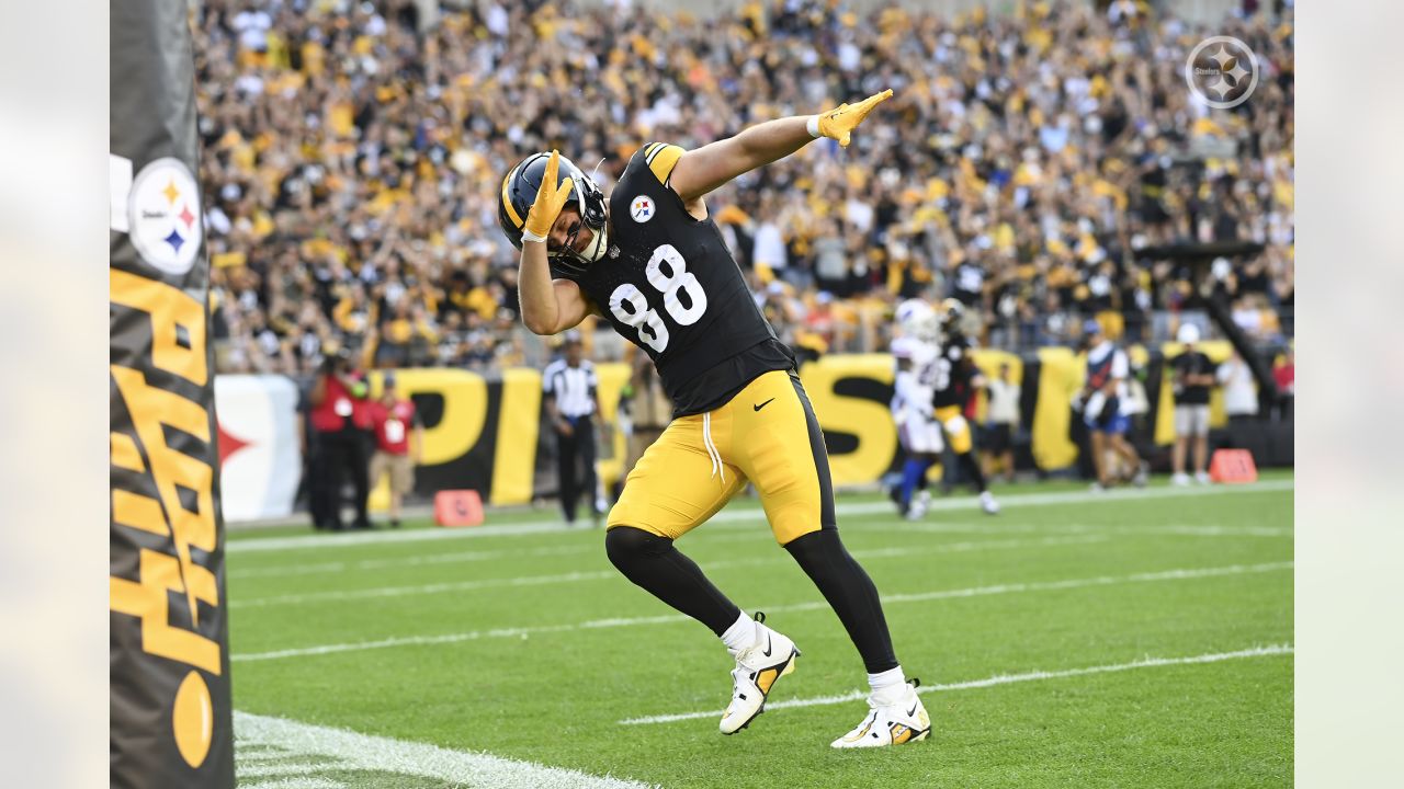 10 Thoughts: Steelers show off outside linebacker depth