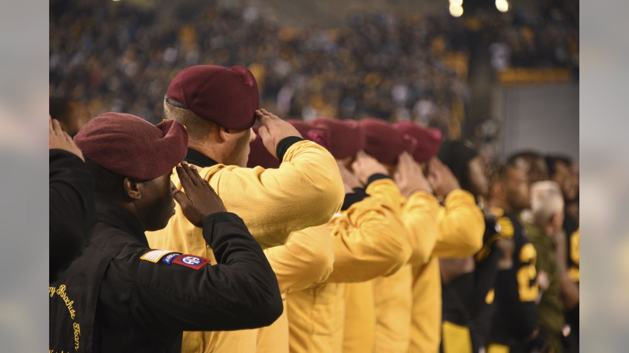 Steelers donate $75,000 during Veterans Day activities