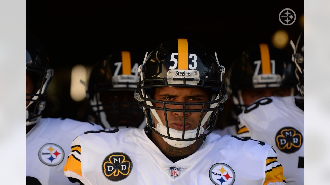 Pittsburgh Steelers' Maurkice Pouncey also breaking from team choice for  name on helmet - ESPN