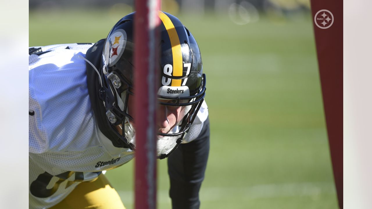 Randy Fichtner Suggests We Will See Derek Watt On Field More: 'It's Time To  Use Him' - Steelers Depot