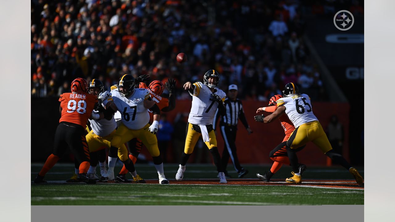 Played Out at Paul Brown? Bengals 27-17 Win = Trouble for Steelers, Big Ben