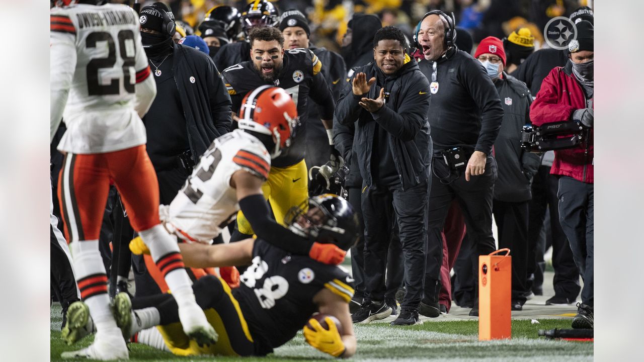 In photos: NFL: Pittsburgh Steelers' defense prevails against Cleveland  Browns - All Photos 