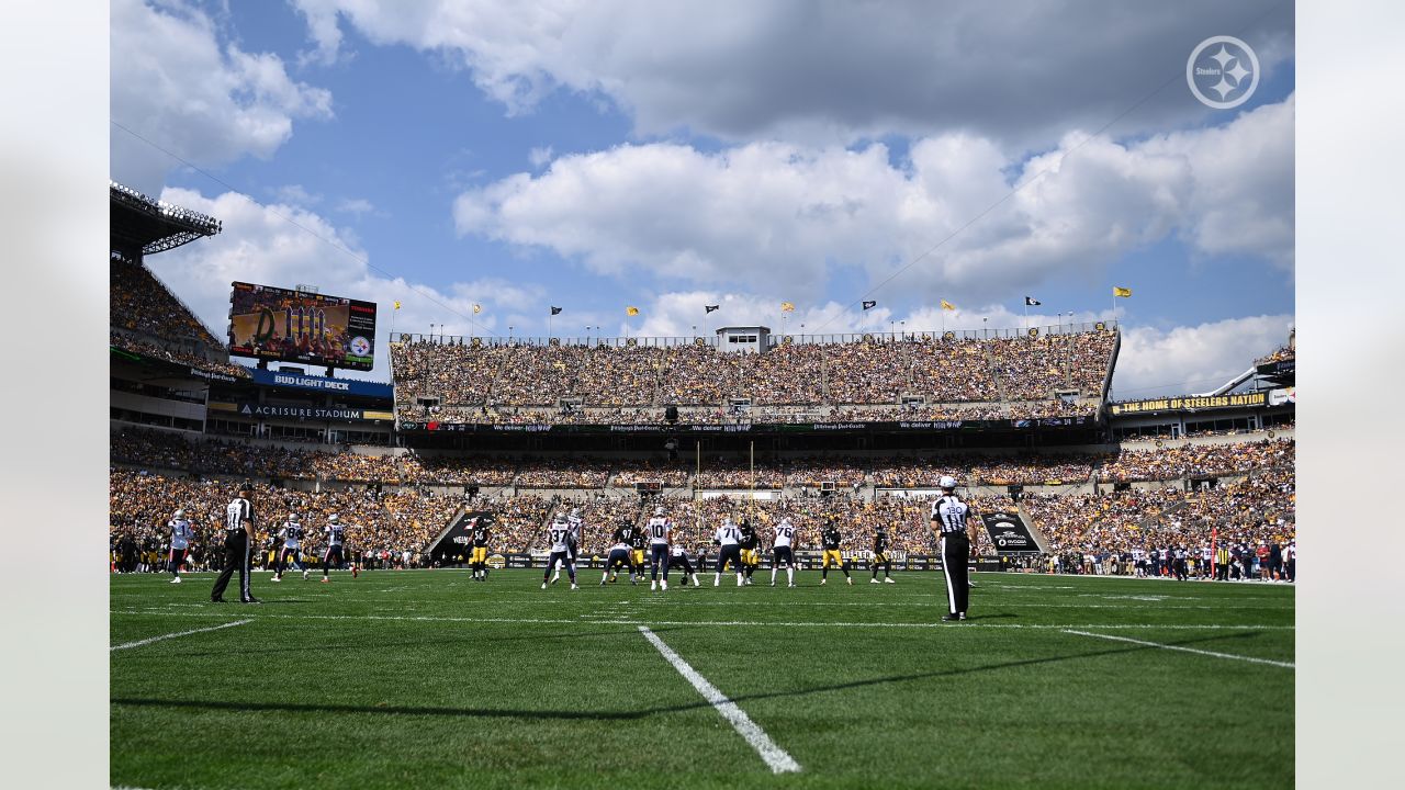 Pittsburgh Steelers vs. New England Patriots - 2022 NFL Regular Season Week  2 - Acrisure Stadium in Pittsburgh, PA