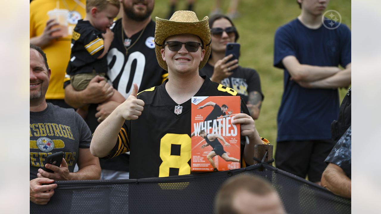 Steelers fans trek to Saint Vincent College for opening day of