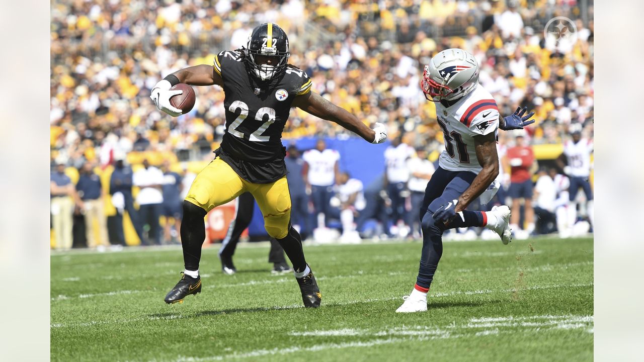 Positionless Football: Steelers Seemingly Leaning Into New Style In  Ever-Evolving Game - Steelers Depot