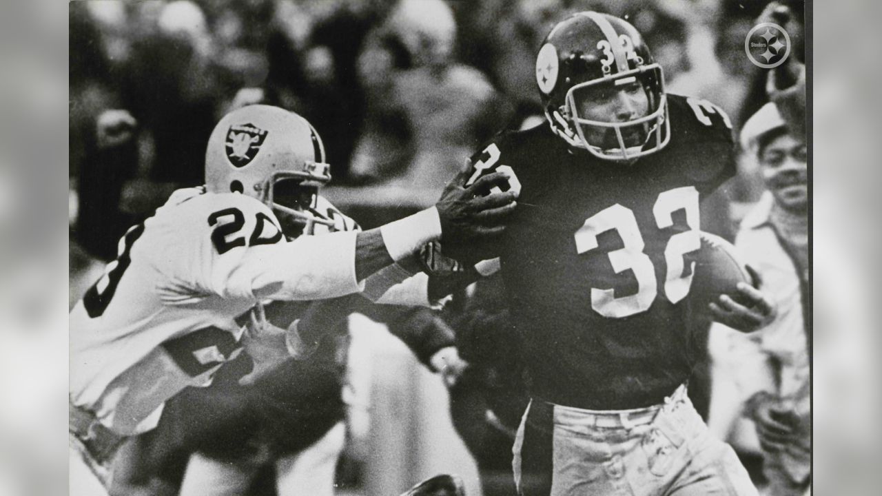 Franco Harris was inducted into the Pro Football Hall of Fame in 1990