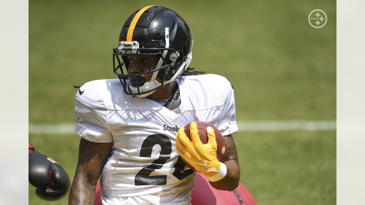 WR Chase Claypool embraces becoming significant part of Steelers' run  attack