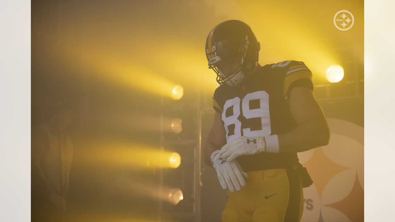 PHOTOS: Vance McDonald retires