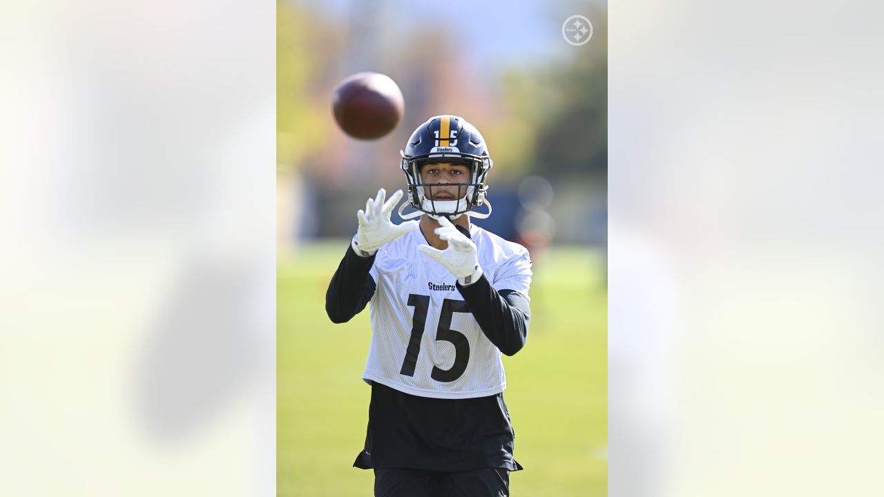 Steelers promote Steven Sims to active roster as Chase Claypool