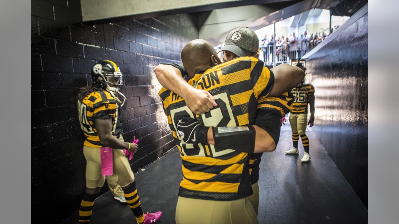 Steelers to don 'bumblebee' throwback uniforms one last time against Jets –  WPXI