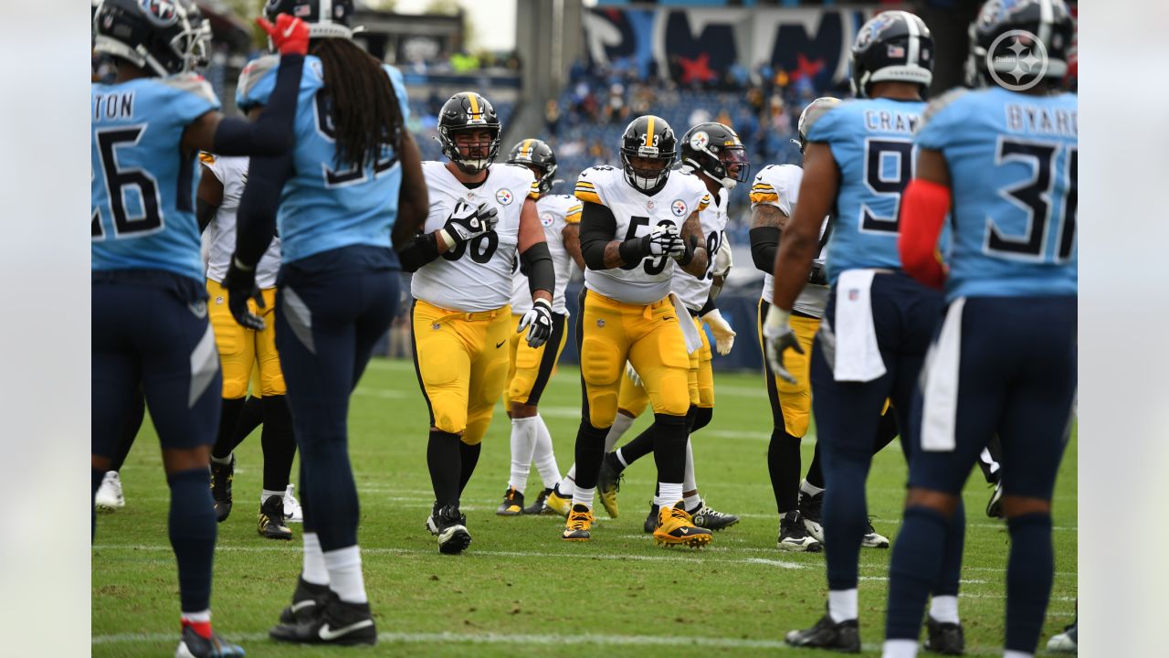 Steelers hang on to defeat Titans, 27-24