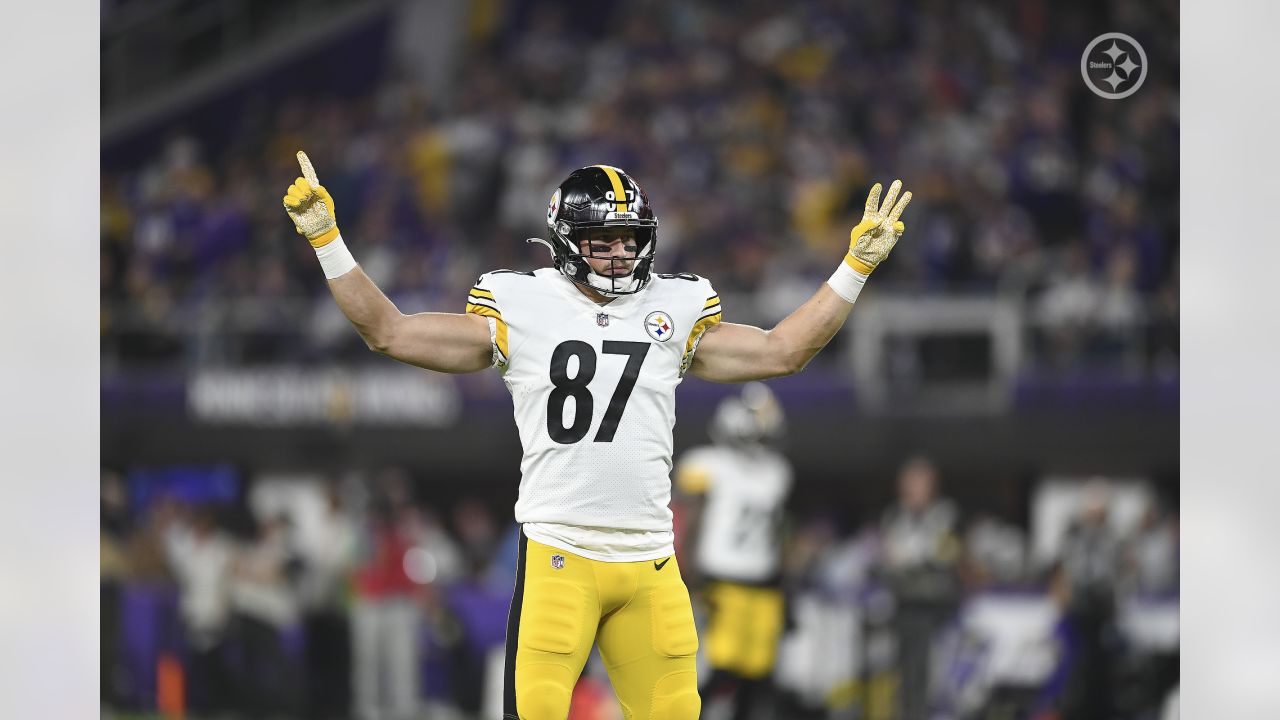 Steelers fall to Vikings, 36-28