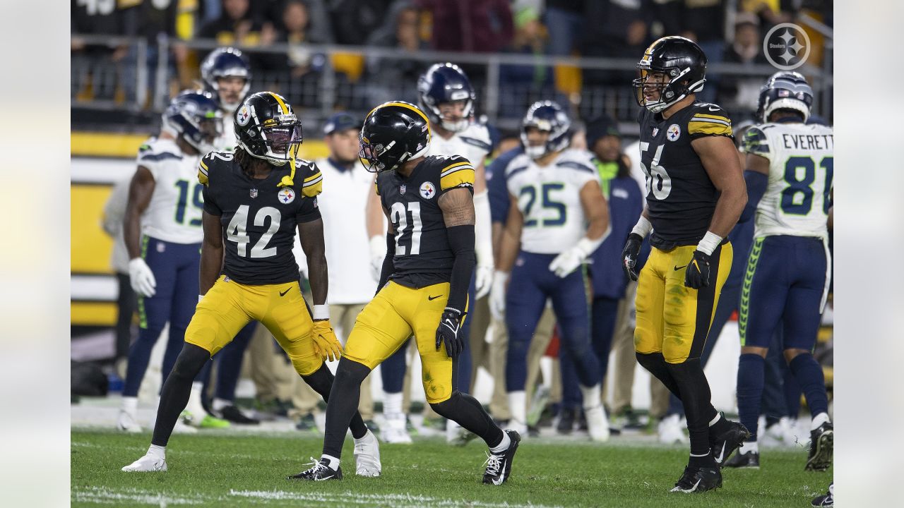 57 of the best pics from the Steelers narrow loss to the Seahawks