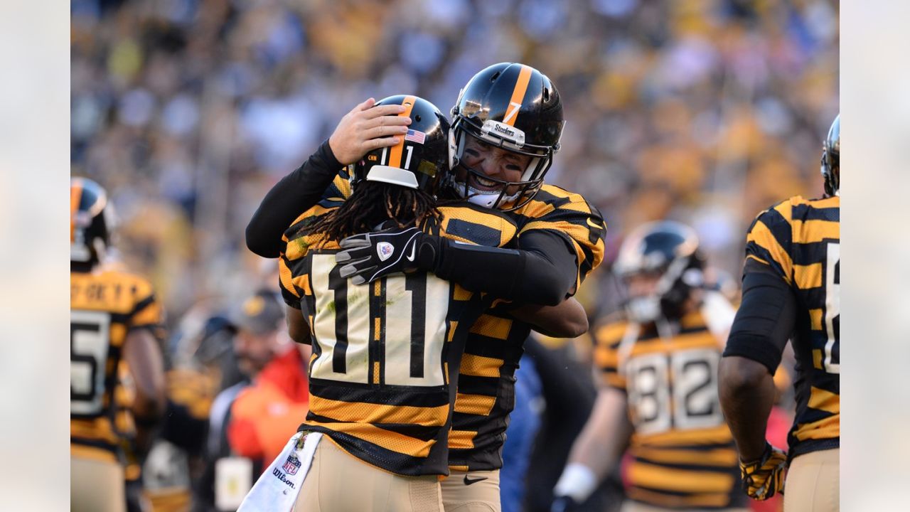 Pittsburgh Steelers' Michael Vick: Landry Jones is the starter, I'm No. 2  vs Browns 