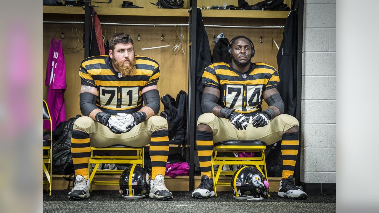 Steelers To Wear 1934 Striped Bumble-Bee Throwbacks Against