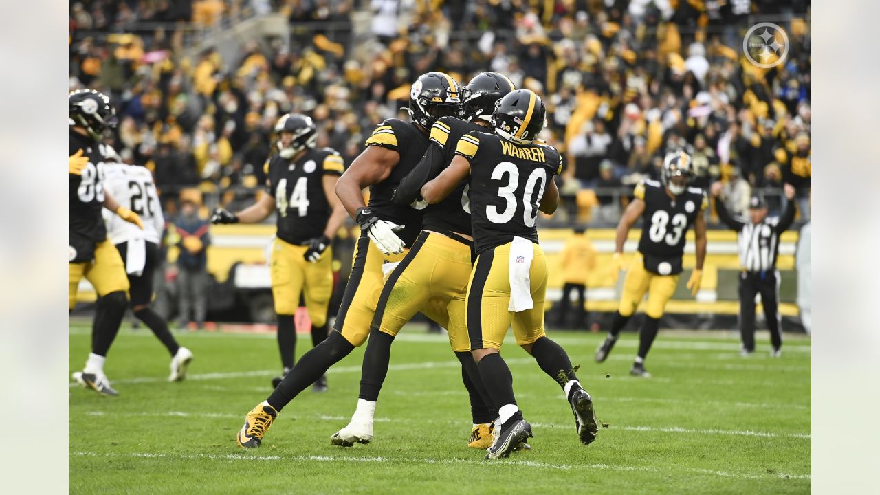 PITTSBURGH, PA - DECEMBER 24: Pittsburgh Steelers running back Jaylen  Warren (30) runs with the ball during the national football league game  between the Las Vegas Raiders and the Pittsburgh Steelers on