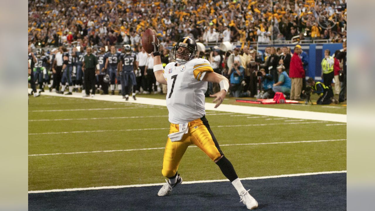 Pittsburgh Steelers running back Jerome Bettis goes over the top for a gain  of seven yards against th Seattle Seahawks in the second half of Super Bowl  XL on Sunday, February 5