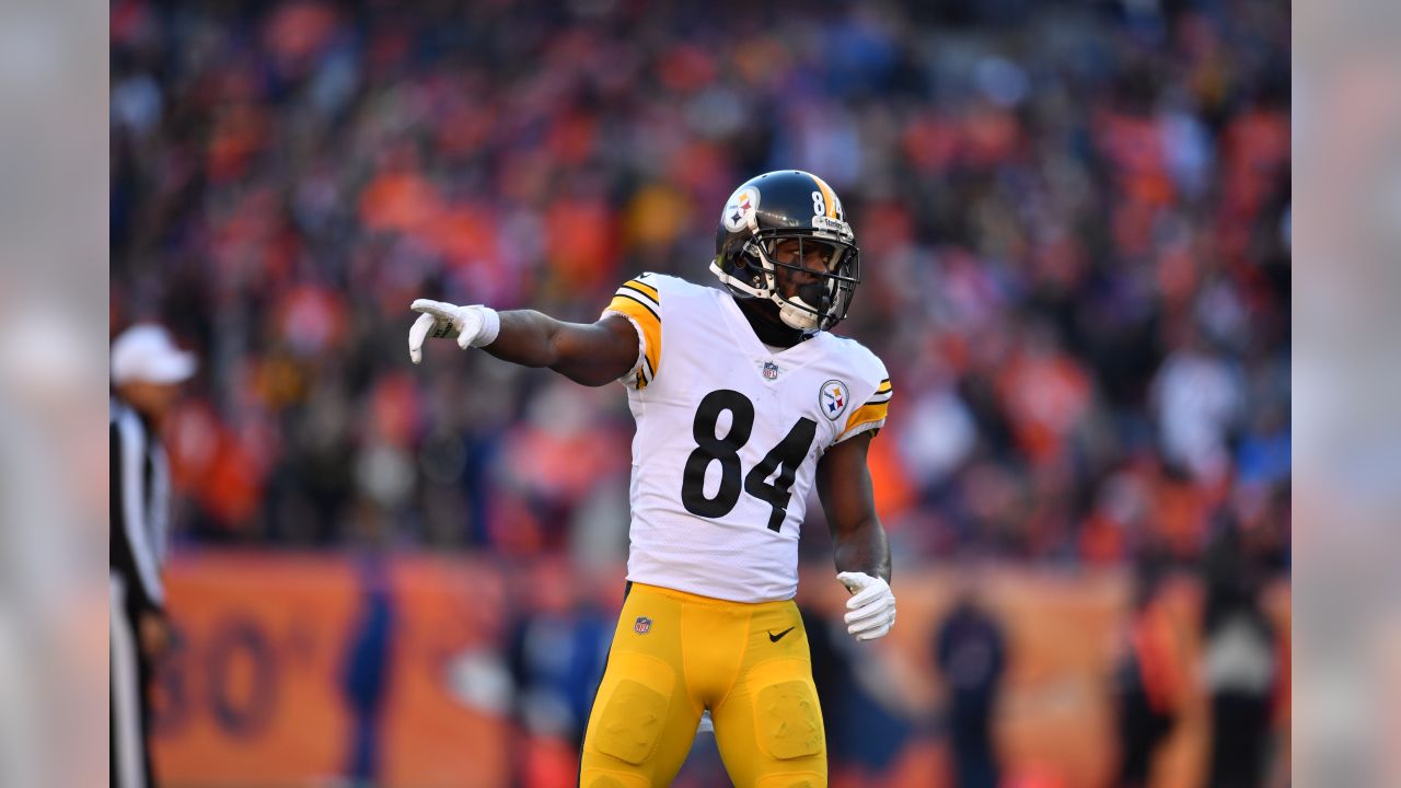 Final Score: Steelers give Broncos gift by way of 24-17 loss - Behind the  Steel Curtain