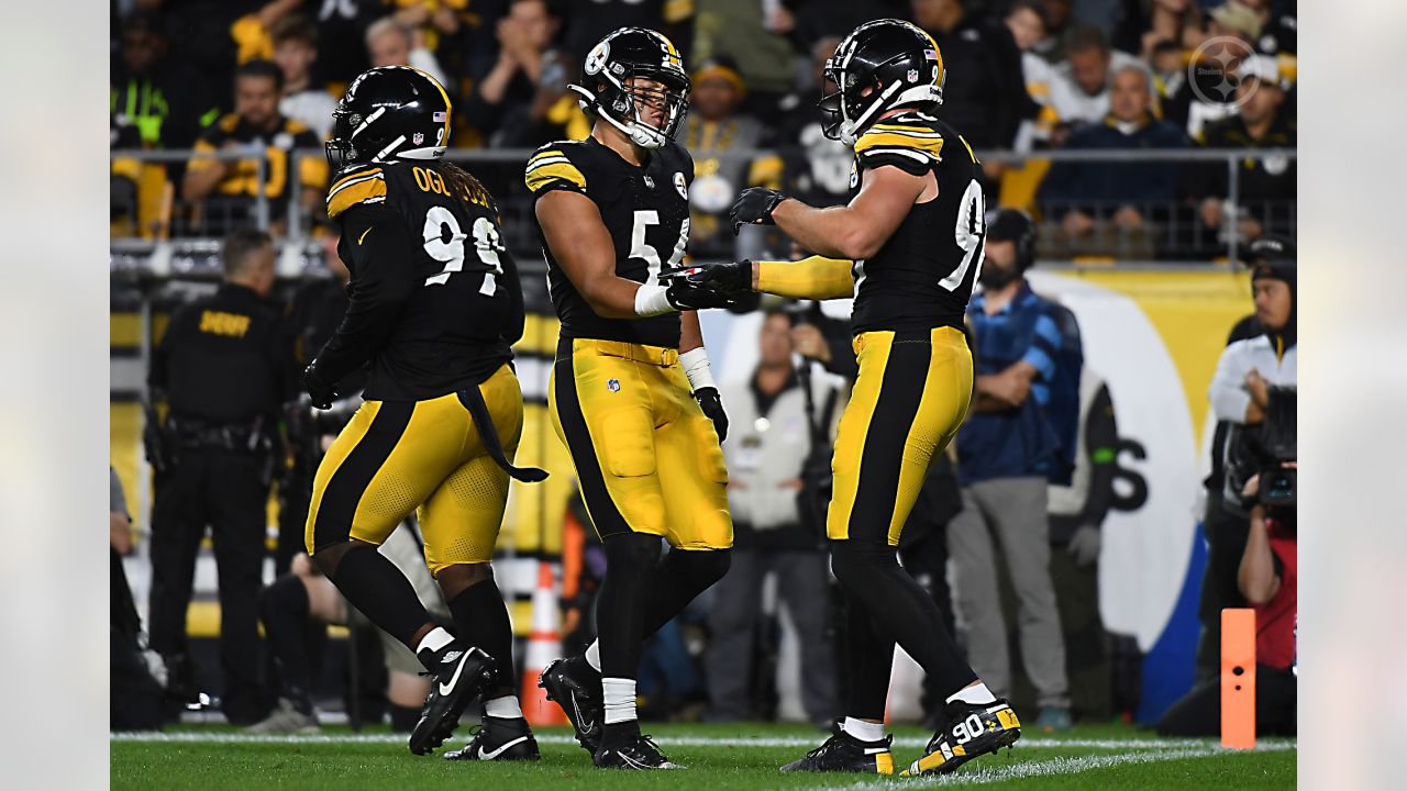 WTAE-TV Pittsburgh - The Steelers have pulled off some big comebacks this  year, and they'll need another one today. Will they rally in the 2nd half?  Steelers-Chiefs first-half recap: