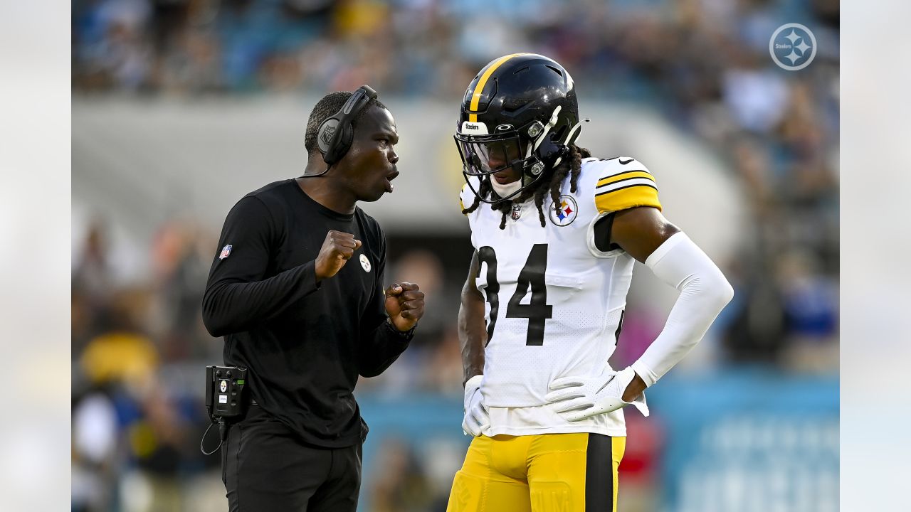 Steelers defeat Jaguars, 16-15