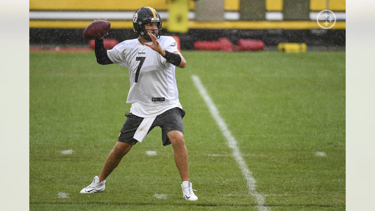 PHOTOS: Steelers Camp - August 18