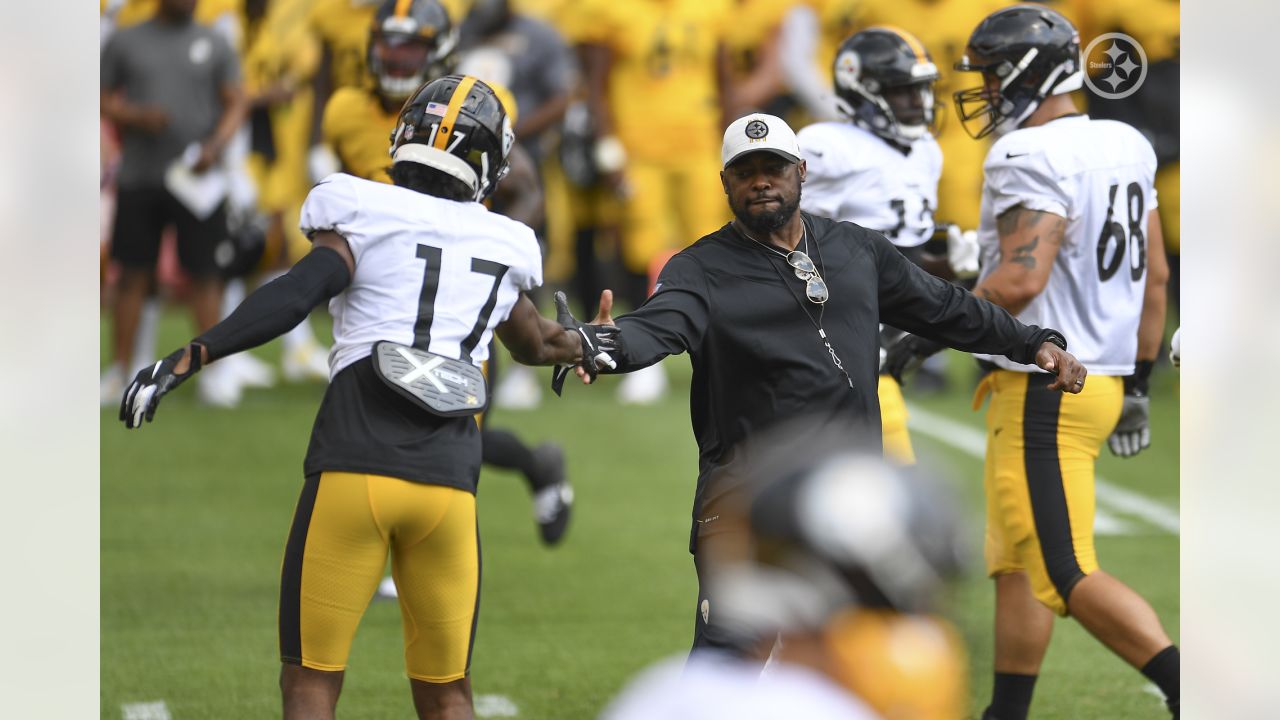 Steelers Press Conference (June 17): Coach Mike Tomlin, Eric Ebron