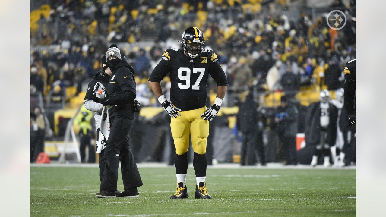 PFF PIT Steelers on X: Cameron Heyward in Week 16 vs the Raiders: ⚫️ 90.3  PFF grade 